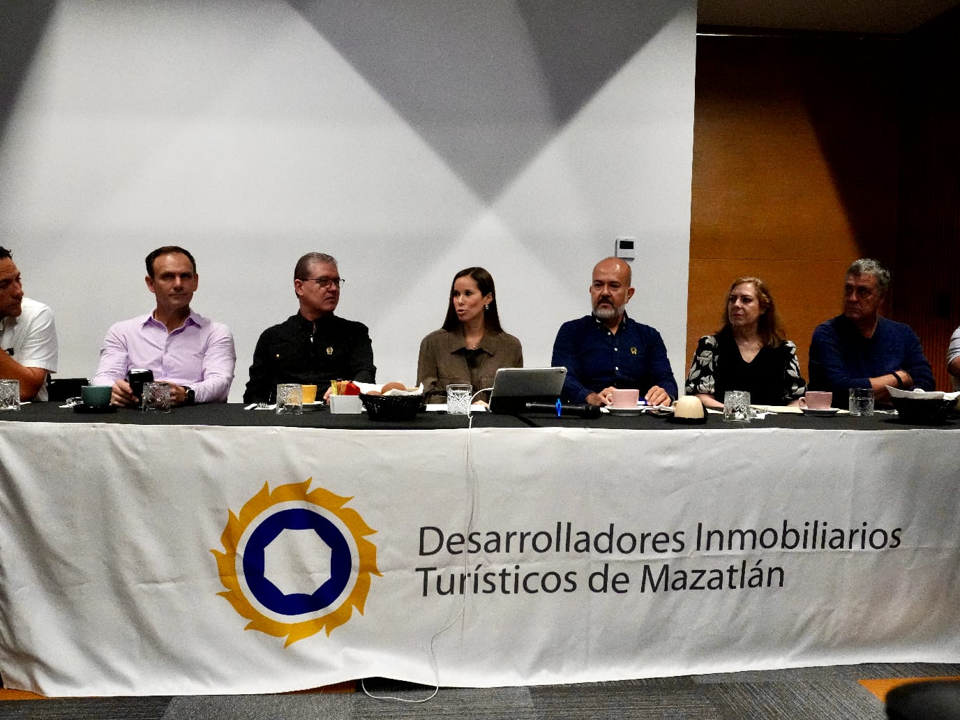 Reunión de la Sectur con la ADIM en Mazatlán, Sinaloa