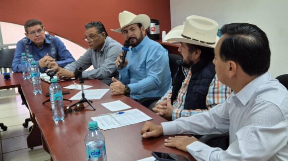UGRS plantea acciones para frenar el abigeato en Sinaloa