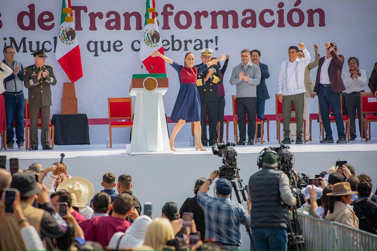 Rubén Rocha Moya felicita a Claudia Sheinbaum en séptimo aniversario de la 4T