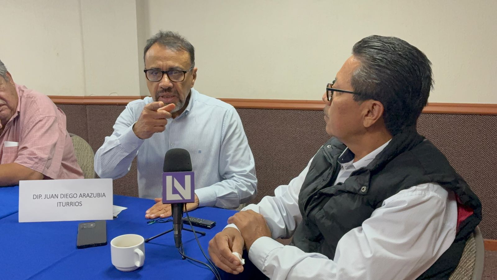 rueda de prensa en los mochis