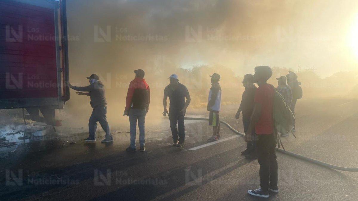 se incendia trailer en juan jose rios habitantes