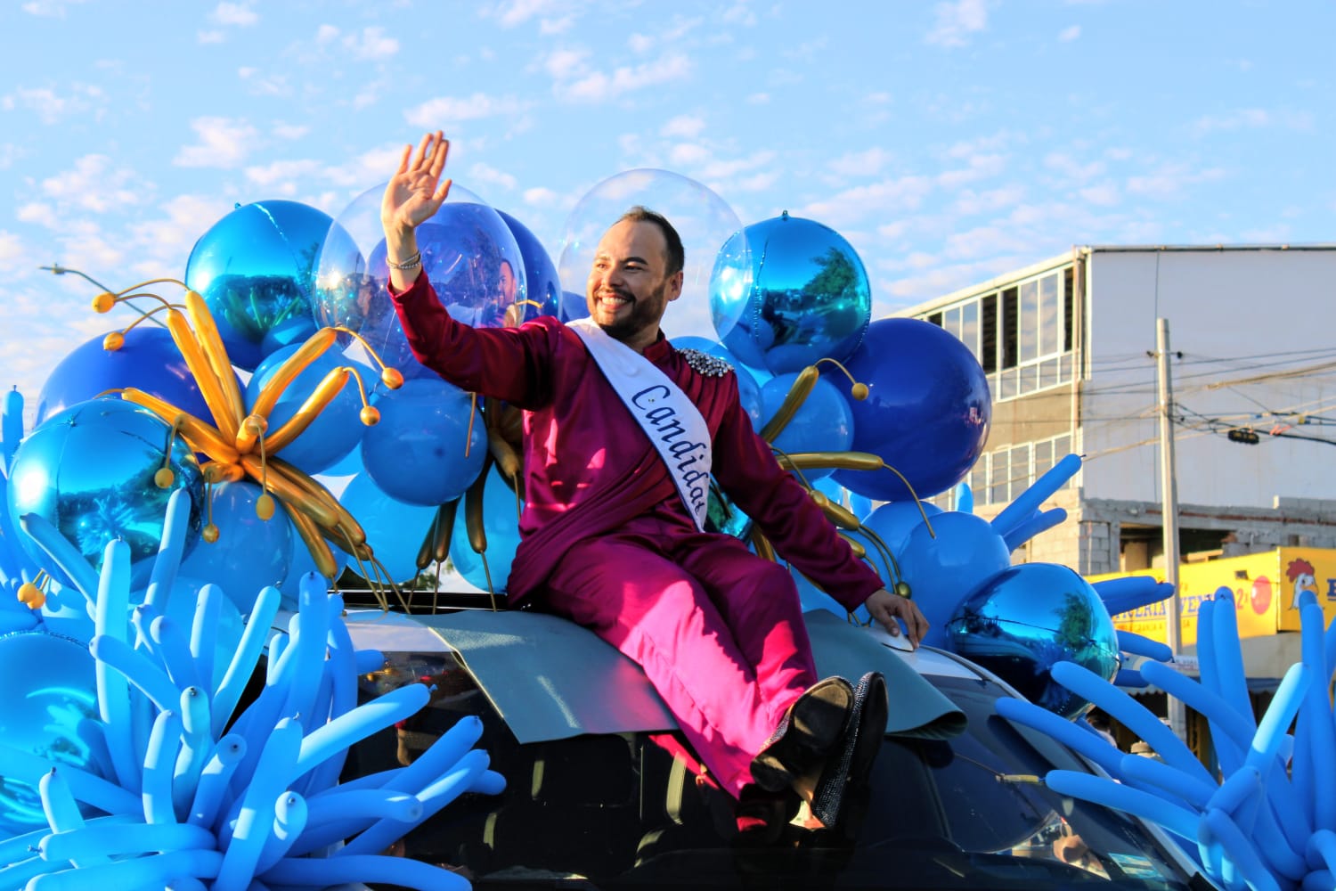 Se realiza primera manifestación de candidatos del Carnaval de Mazatlán 2026