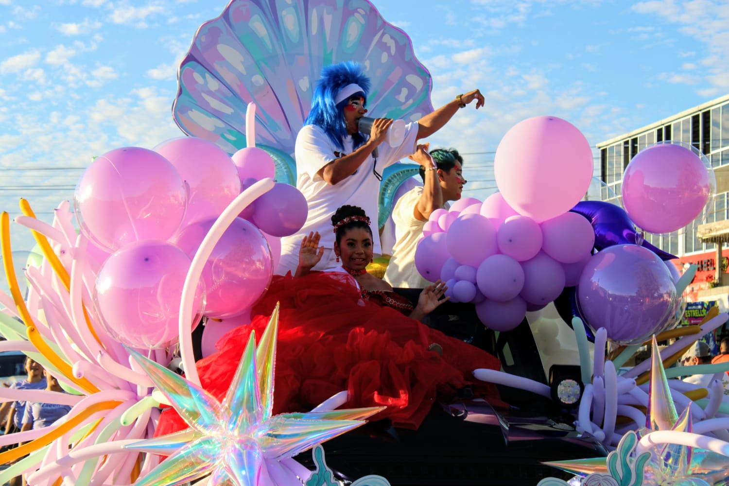 Se realiza primera manifestación de candidatos del Carnaval de Mazatlán 2026