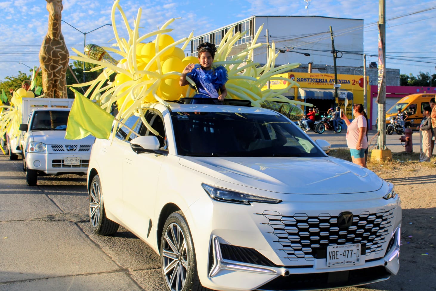 Se realiza primera manifestación de candidatos del Carnaval de Mazatlán 2026