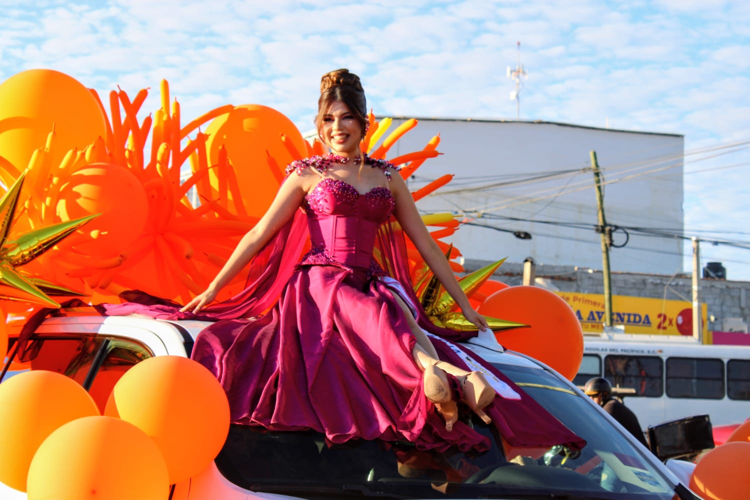 Se realiza primera manifestación de candidatos del Carnaval de Mazatlán 2026