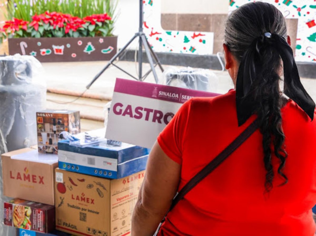 Entrega de apoyos en Choix