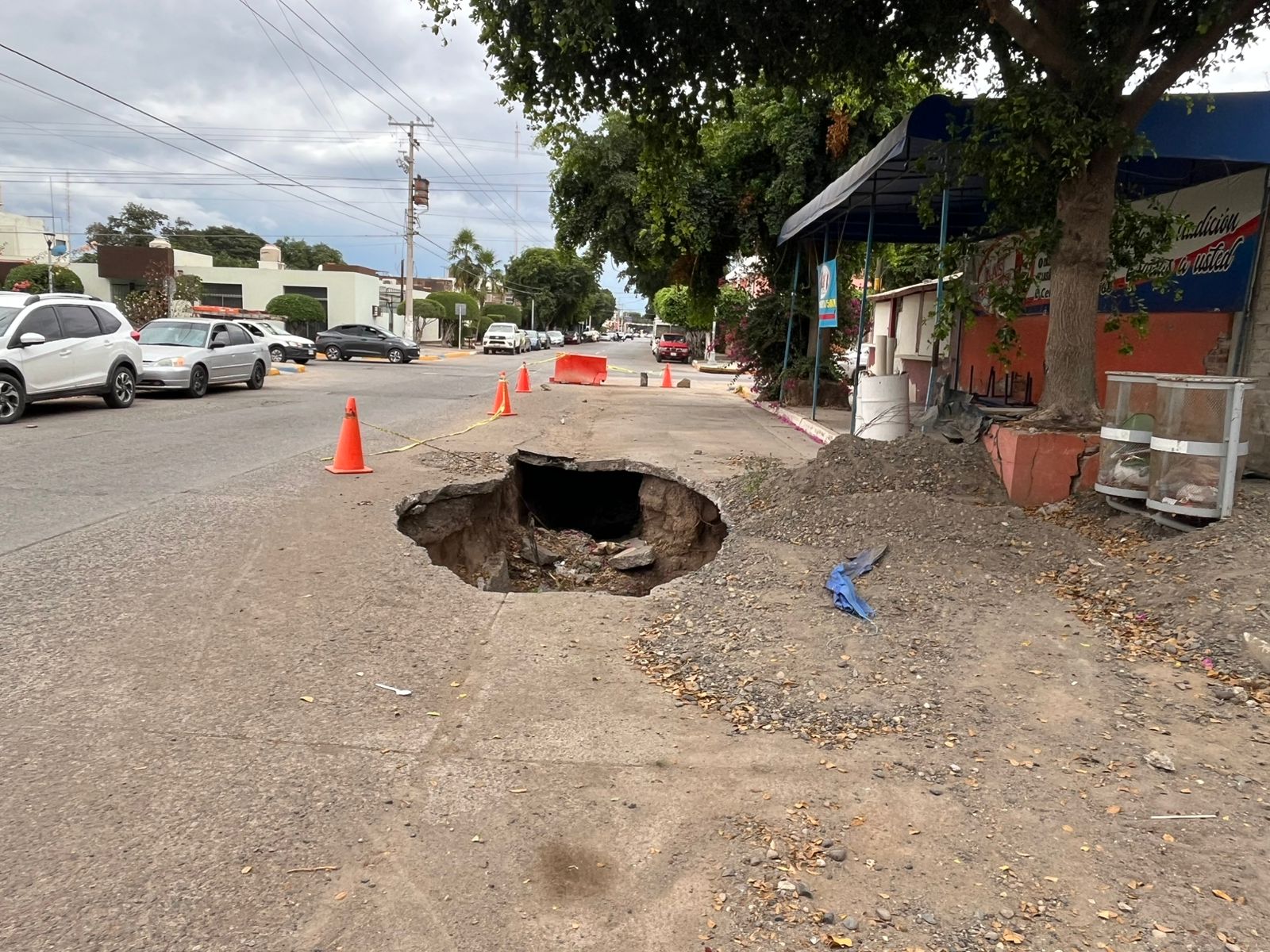 socavon de la avenida juan carrasco en guasave