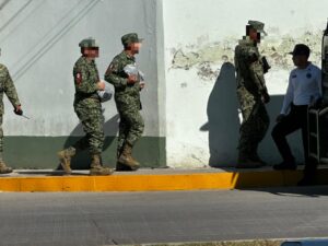 Militares