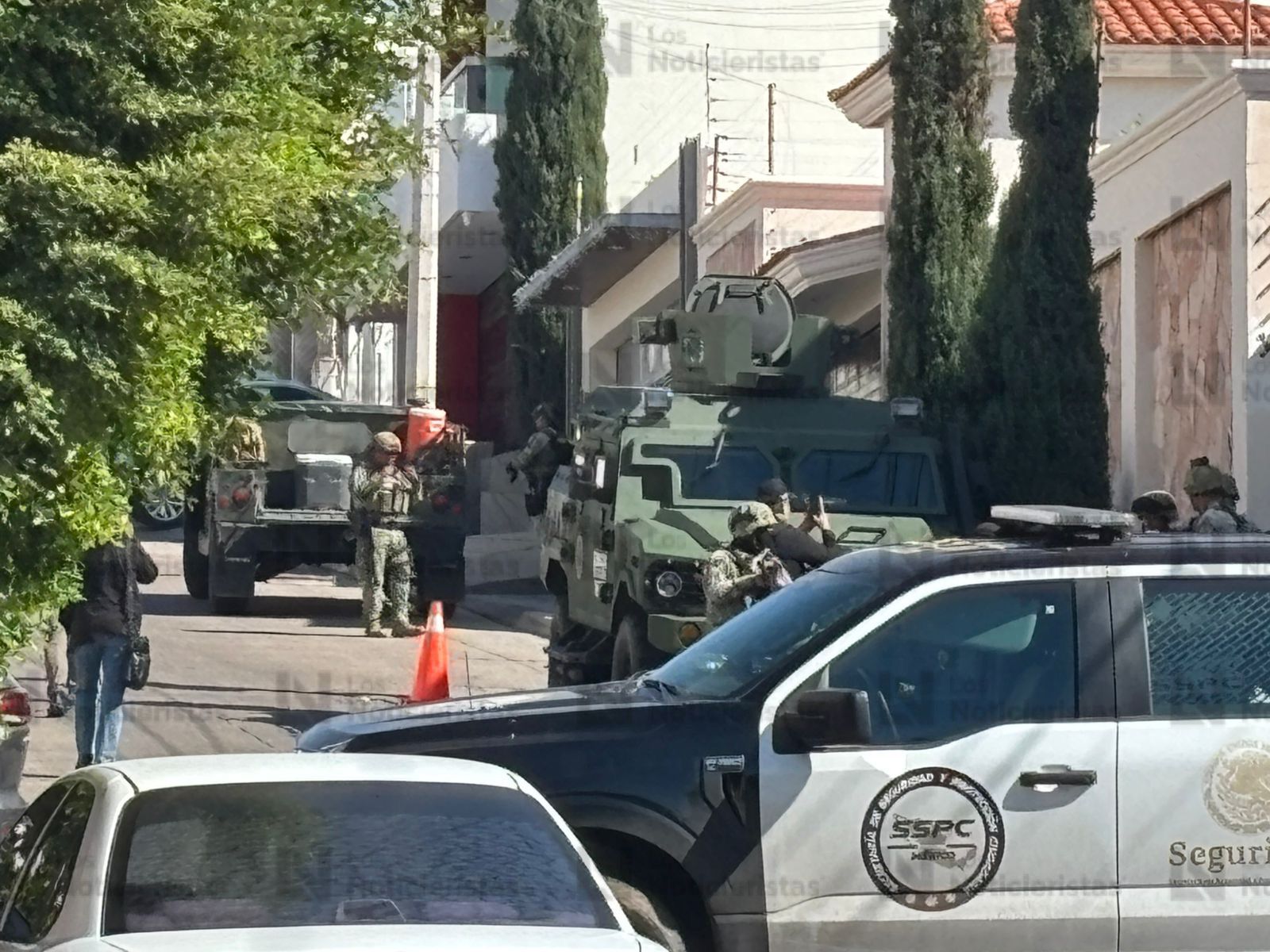 Elementos de la SSPC, Ejercito y FGR en aseguramiento de domicilio