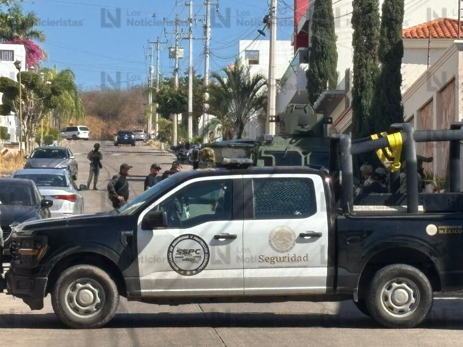 Elementos de la SSPC, Ejercito y FGR en aseguramiento de domicilio