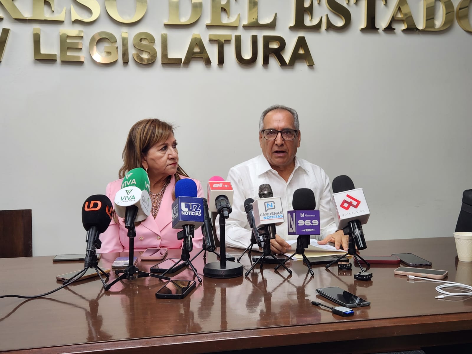 Tere Guerra y Ambrosio Chávez