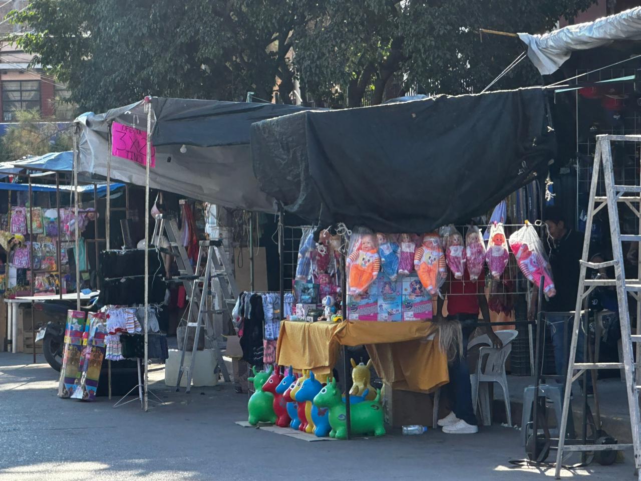 verbena y tianguis navideño en el centro de Villa Unión, Mazatlán