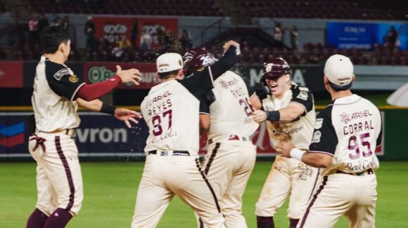 Tomateros de Culiacán sigue en plan grande y asegura su quinta serie al hilo
