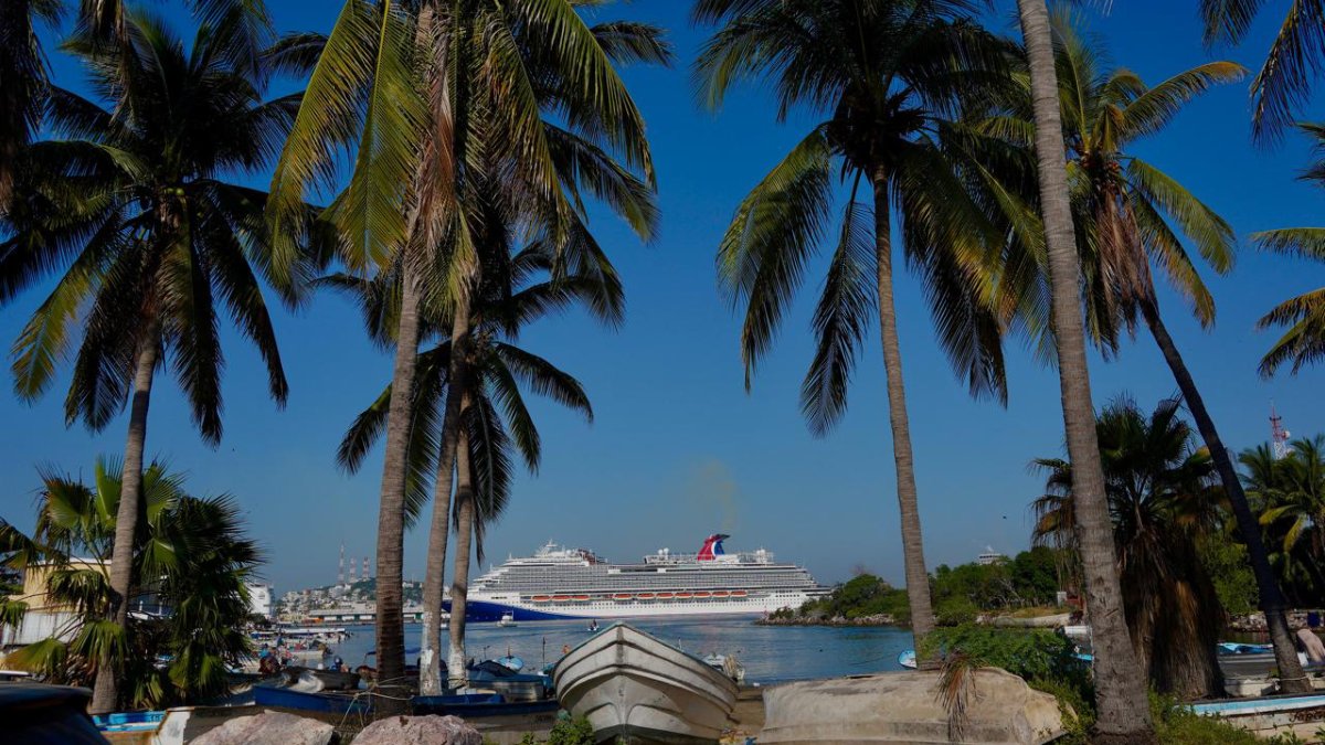 triple arribo de cruceros llena mazatlan