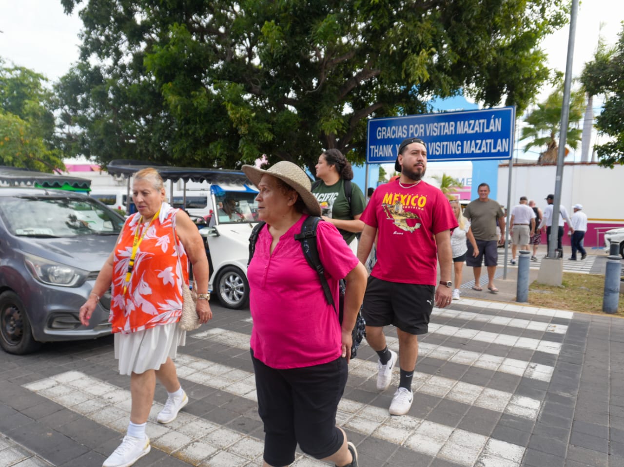 Turistas arriban a Mazatlán, Sinaloa