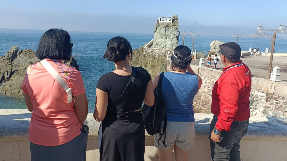 turistas llegan en cruceros a Mazatlán