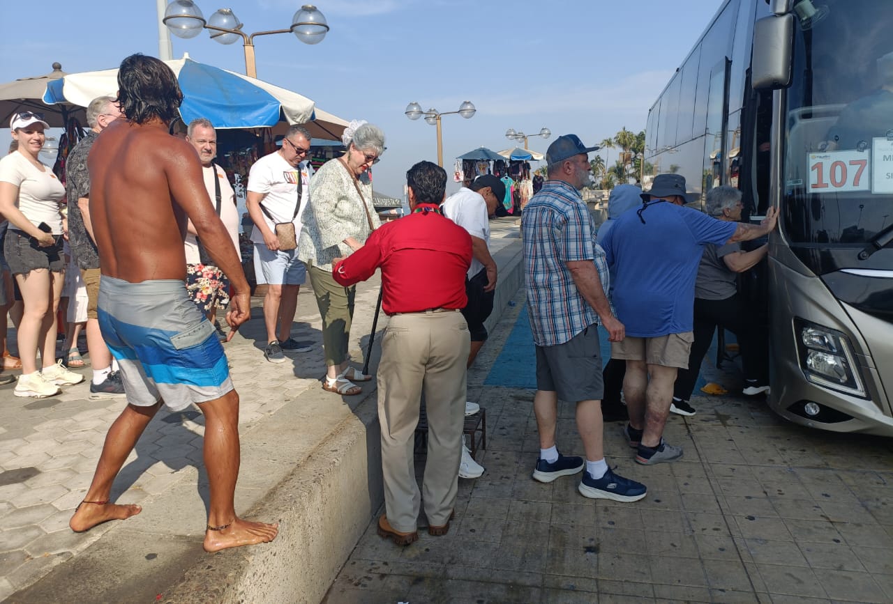 turistas en Mazatlán