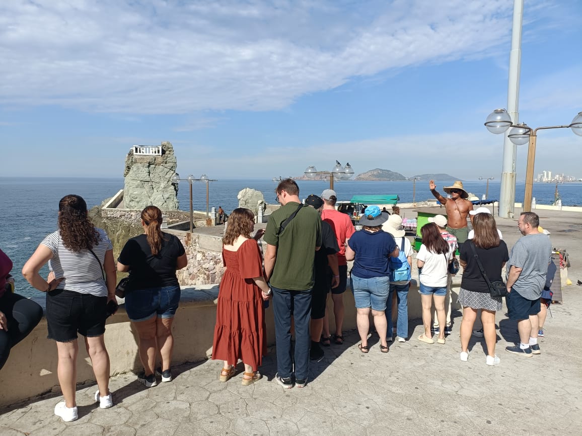 turistas en Mazatlán