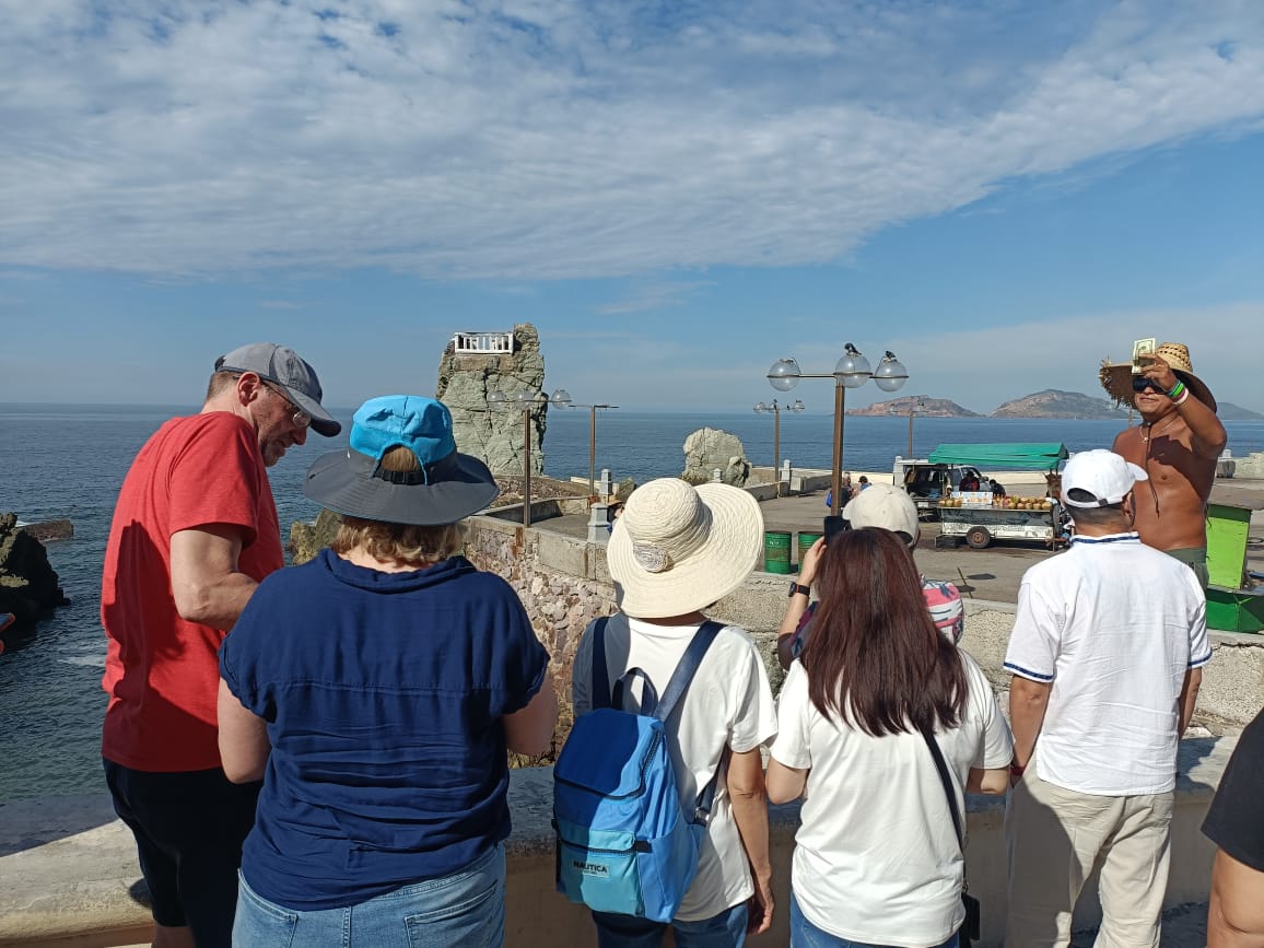 turistas en Mazatlán