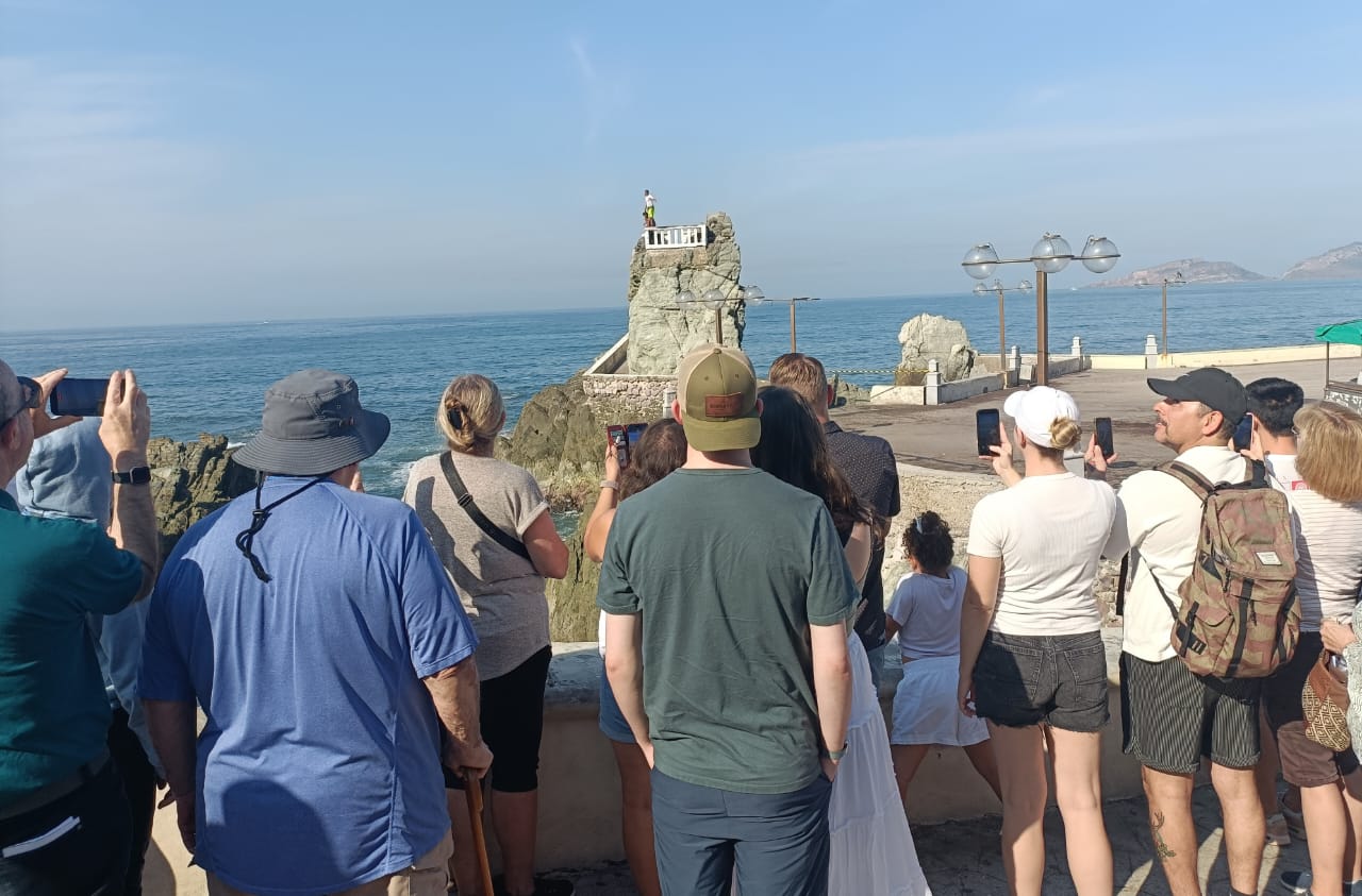turistas en Mazatlán