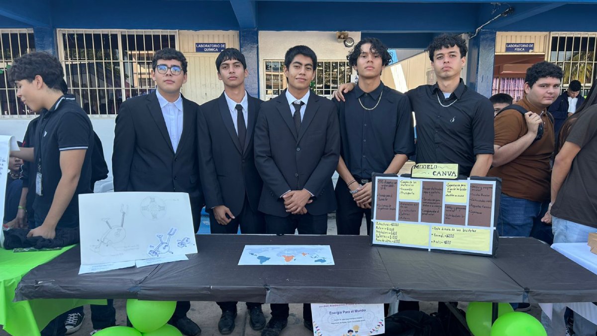 uas con ferias del emprendimiento 2025 en mazatlan estudiantes