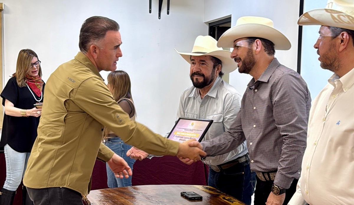Ganaderos reconocen programa de mejoramiento genético del gobierno estatal