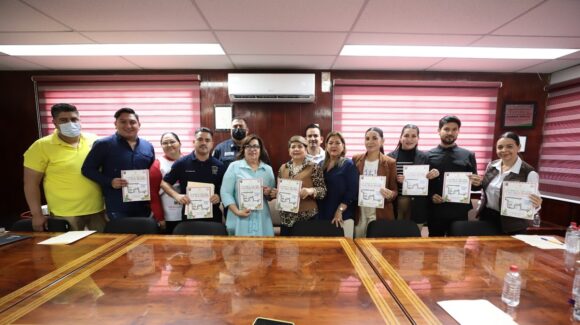 ¡Es este domingo! UPES invita al Desfile Navideño 2025 para rescatar el espíritu decembrino en Guasave, Sinaloa