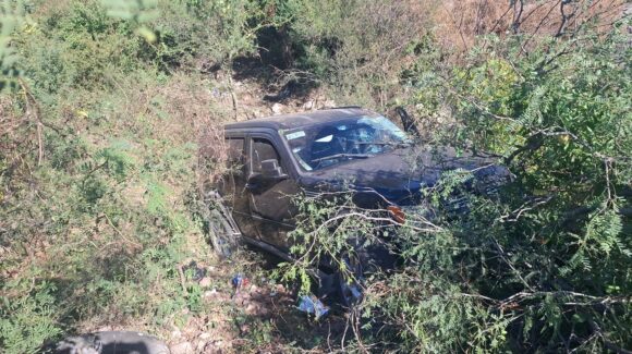 Dos adultos y dos menores de edad resultan lesionados tras accidente en México 15 y el Poblado 7 en Ahome, Sinaloa
