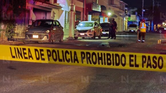Localizan explosivos tras tirotear y quemar casa en la colonia Canaco de Culiacán, Sinaloa