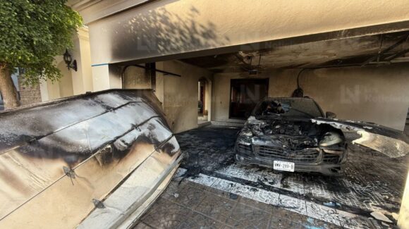 ¡Había un auto de lujo Porsche! Vandalizan una casa en la colonia Chapultepec de Culiacán, Sinaloa