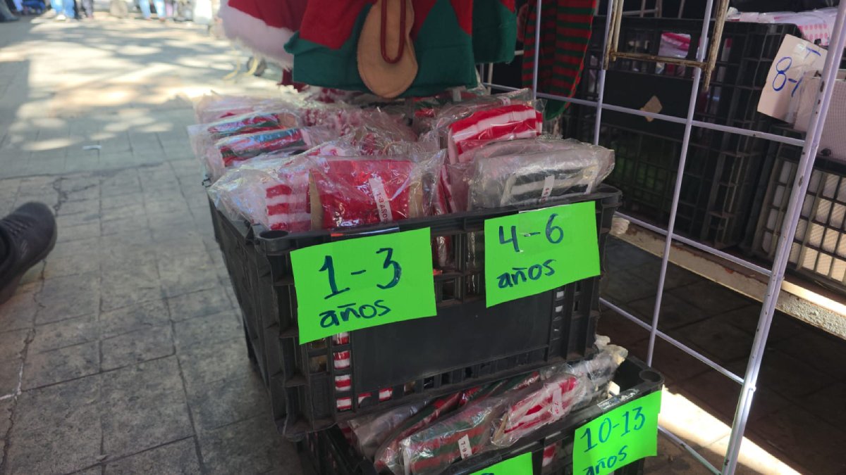 vendedores ambulantes de culiacan listos para la venta navideña festivales