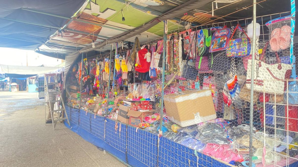 vendedores de la feria del rosario en guasave