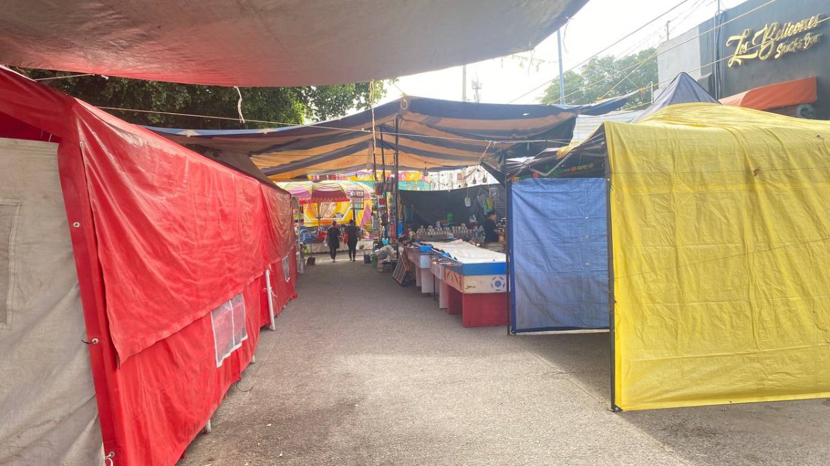 vendedores en la feria del rosario en guasave puestos