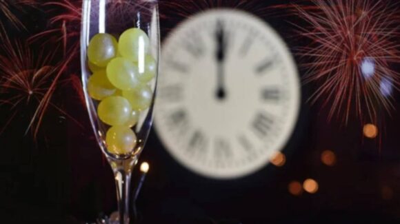 ¿Ya tienes listas tus 12 uvas? Cada una simboliza un deseo para el nuevo año