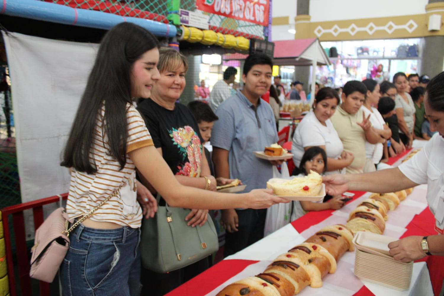 Rosca de reyes Casa Ley Mazatlán