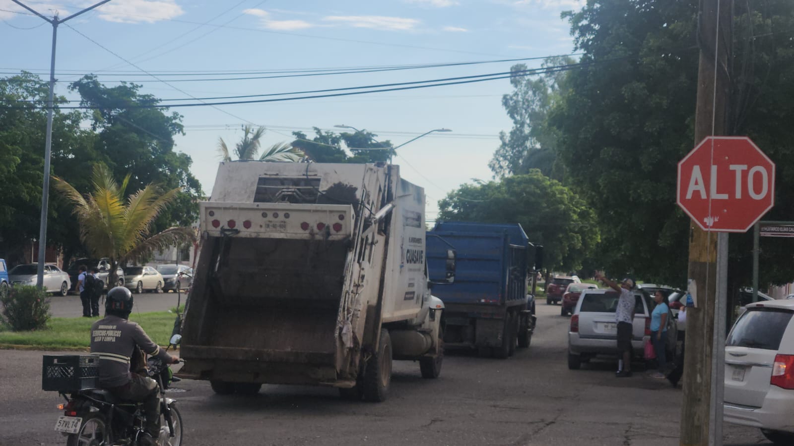 Analiza Ayuntamiento de Guasave, Sinaloa la compra de más camiones recolectores de basura en 2026
