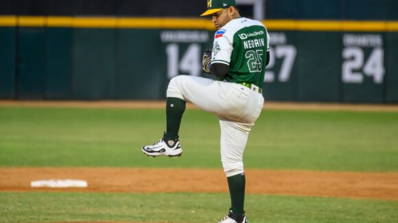 Cañeros toma ventaja sobre Tomateros en los playoffs de la Liga Mexicana del Pacífico 2025-26