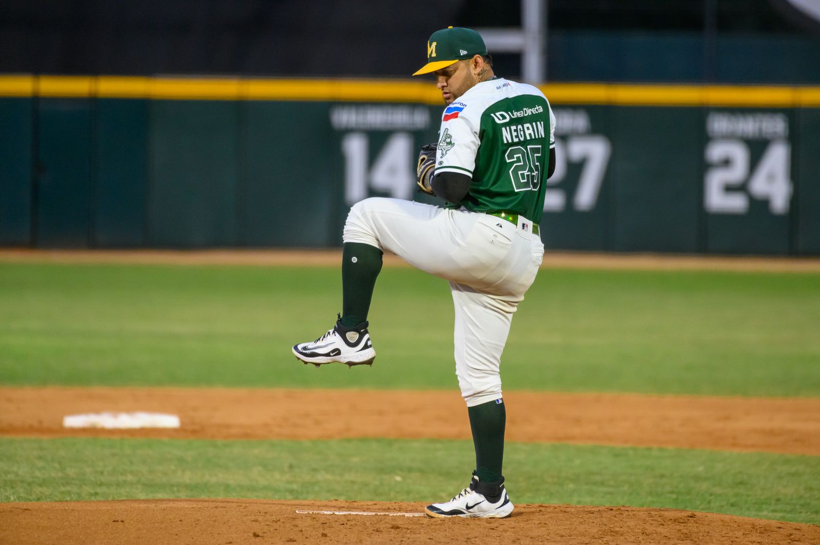 Cañeros toma ventaja frente a Tomateros de Culiacán