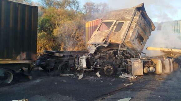 ¡Autopista colapsada! Accidente en carretera Guadalajara–Maravatío deja un fallecido