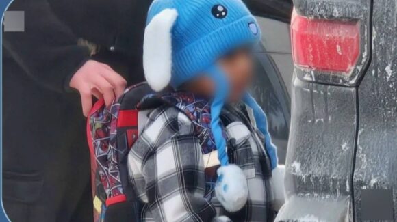 Juez ordena liberar a niño detenido por ICE en Texas; caso genera indignación en EE.UU.