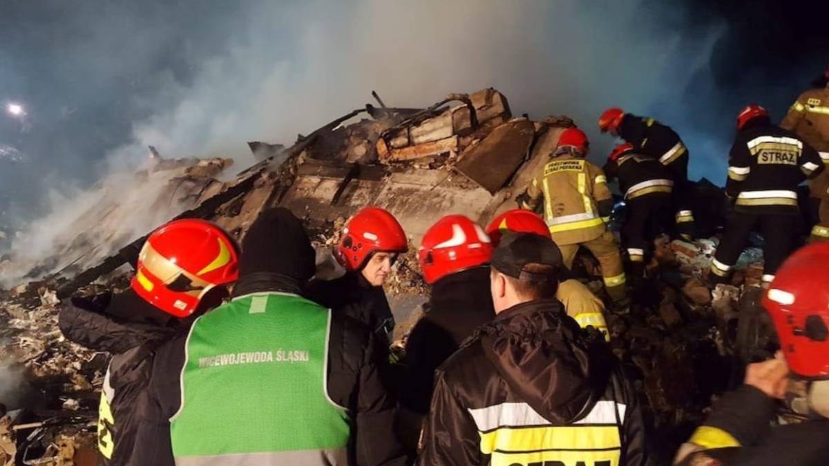 Incendio consume bar en estación suiza de esquí; hay 40 muertos