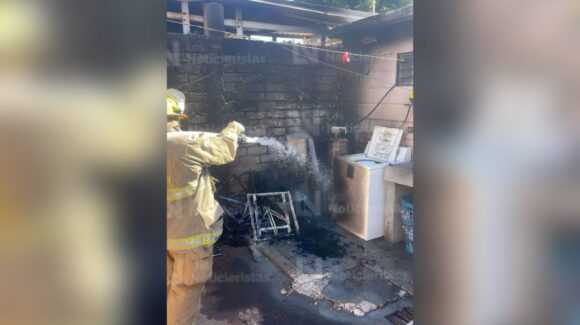 Fuga tanque de gas provoca incendio en vivienda de Los Mochis, Sinaloa