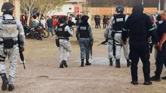 Ataque armado en cancha de futbol deja 11 muertos en Salamanca, Guanajuato