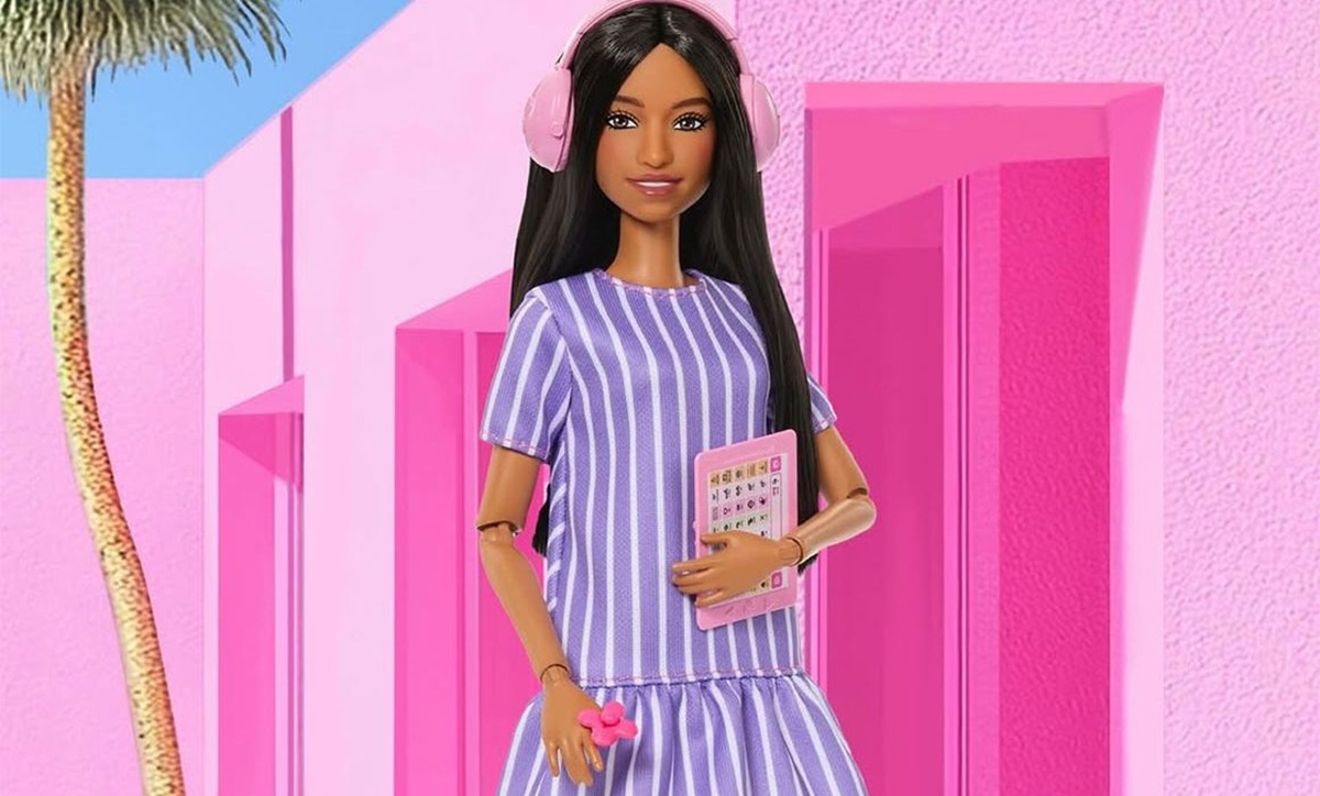 Mattel lanza su primer Barbie autista
