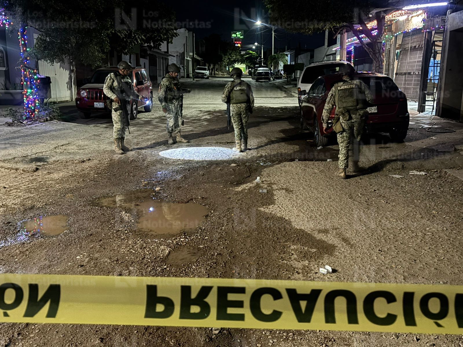 Persiguen a un joven y lo asesinan a balazos en Finisterra sector Barrancos de Culiacán