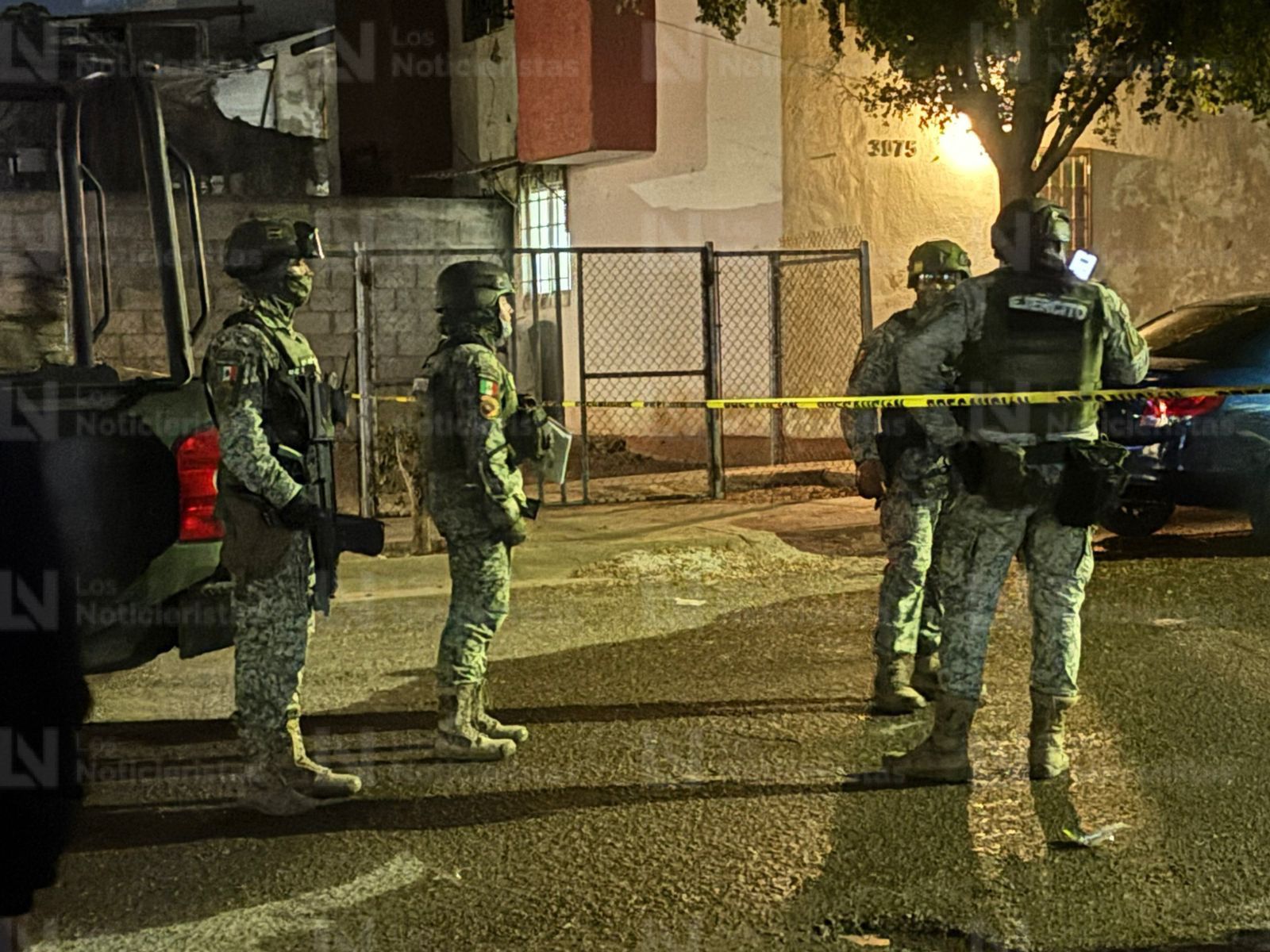 Persiguen a un joven y lo asesinan a balazos en Finisterra sector Barrancos de Culiacán