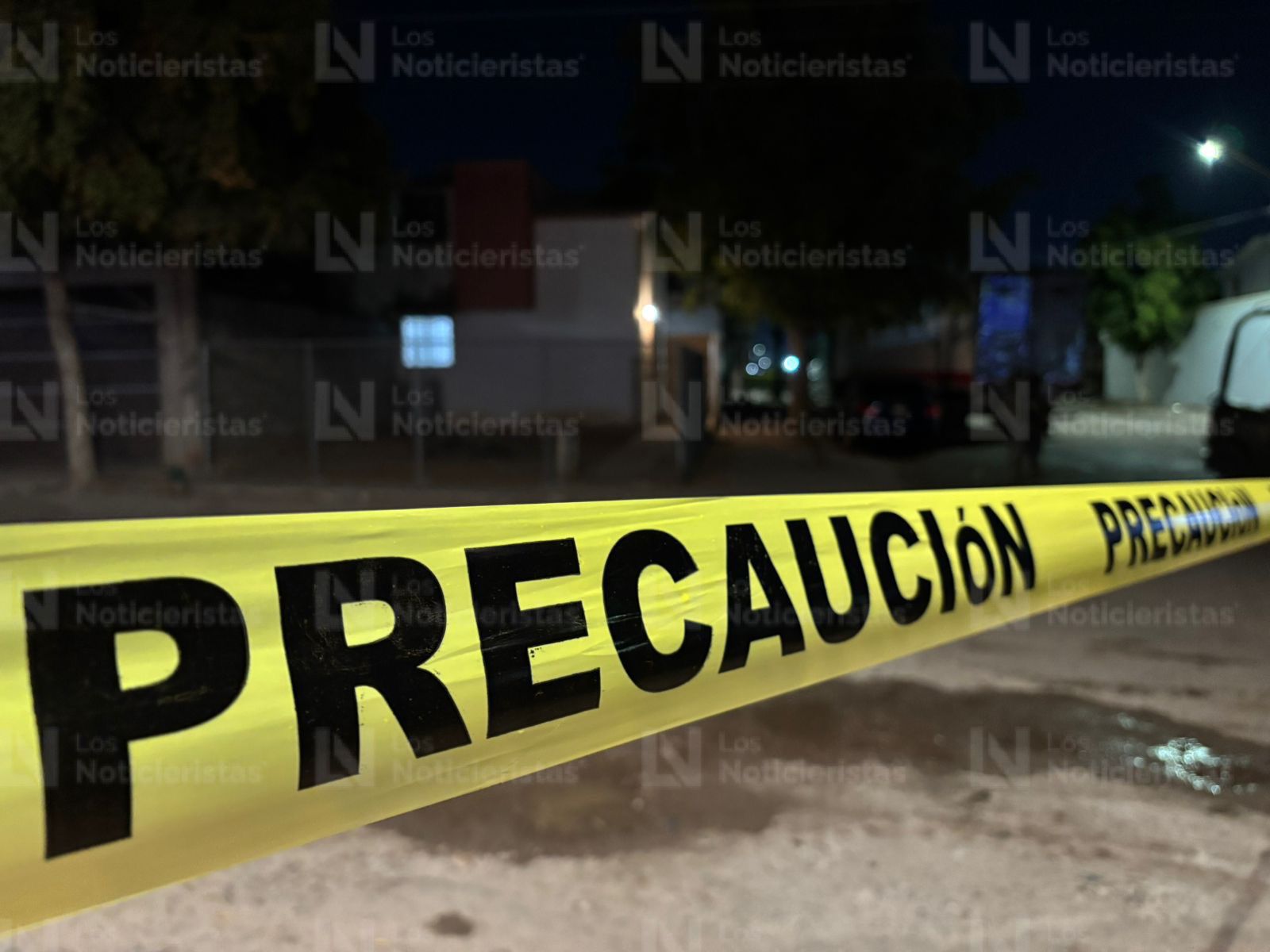 Persiguen a un joven y lo asesinan a balazos en Finisterra sector Barrancos de Culiacán