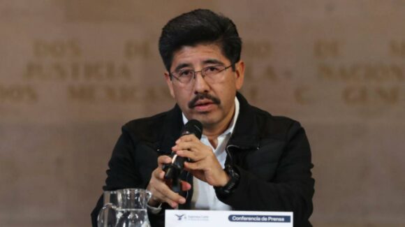 SCJN devolverá camionetas de lujo tras polémica por austeridad