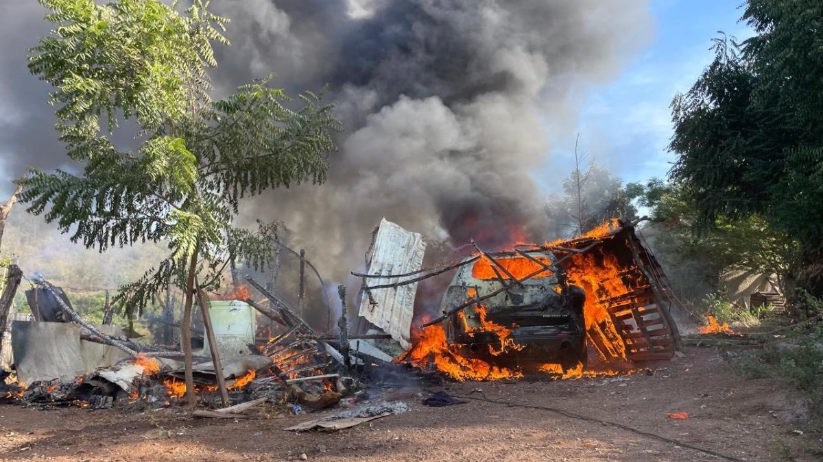 Sofocan dos incendios en mazatlan sin