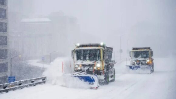 Tormenta invernal en Estados Unidos deja 25 muertos y 750 mil apagones